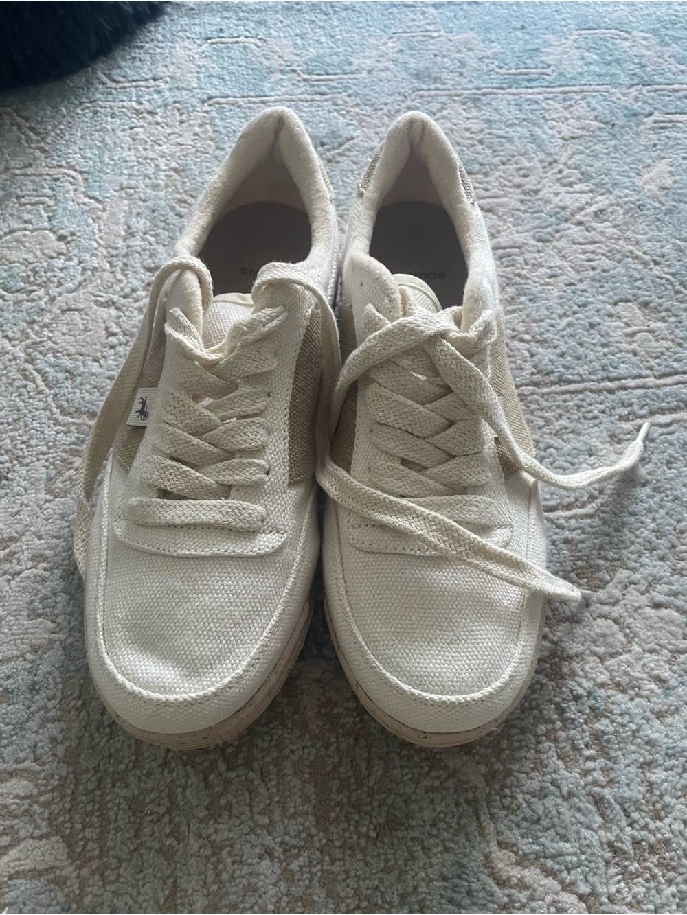 Stardog Cream Canvas Lace-Up Sneakers sz 8 NWT